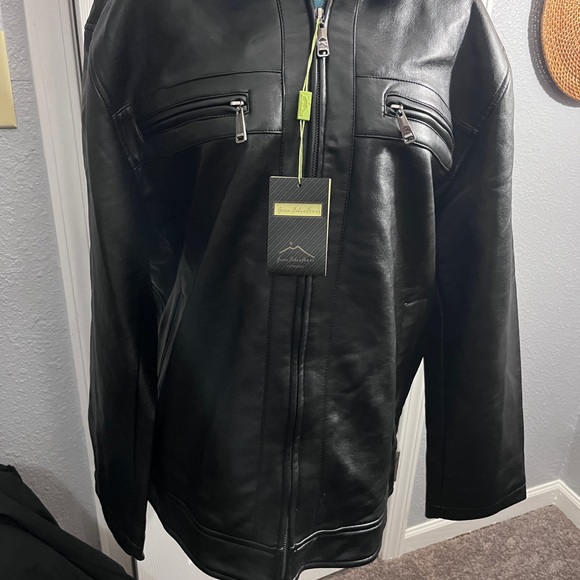 Men's Black Leather Jacket Large - Picture 8 of 14